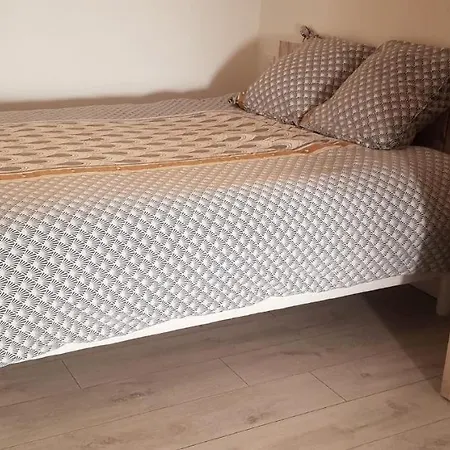 Lägenhet La - Au Coeur D'un Village Medieval Penne-dʼAgenais